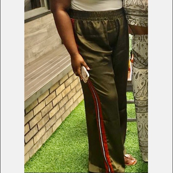 F21+ Palazzo Pants - Picture 1 of 2